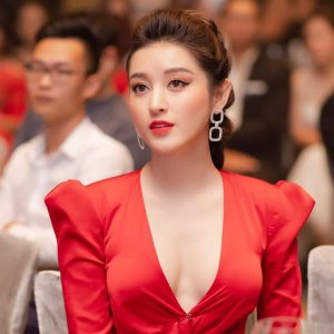 Huyền My